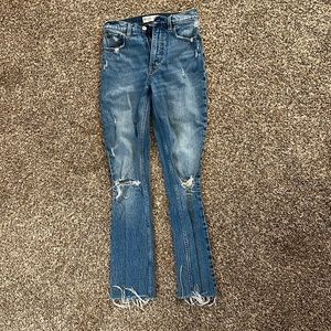 Abercrombie & Fitch The 90’s SKINNY High Rise Jean